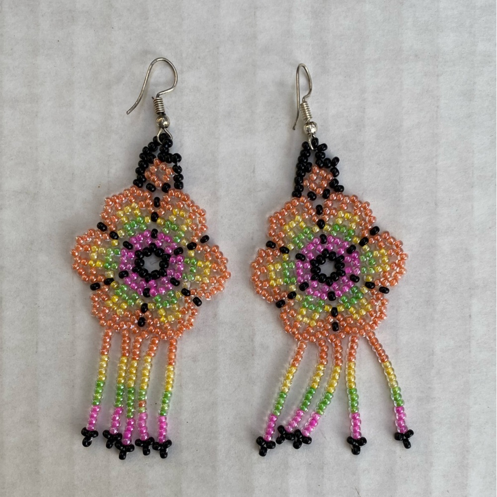 Handmade Huichol Beaded Squash Blossom Earrings NWOT - Picture 4 of 5
